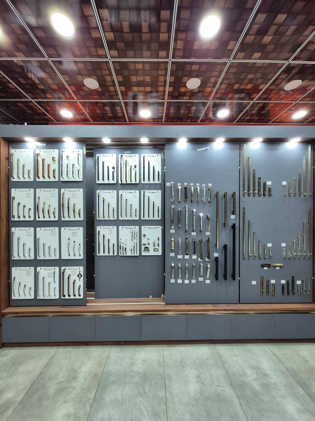 Handle and hardware display at Gupta Tiles & Sanitary