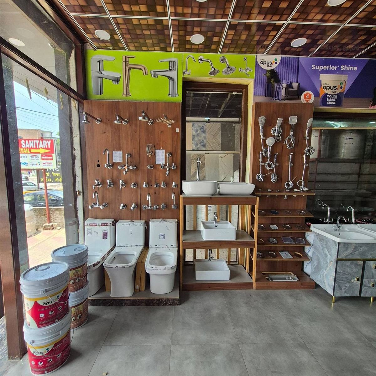 Sanitaryware showroom display with faucets and basins